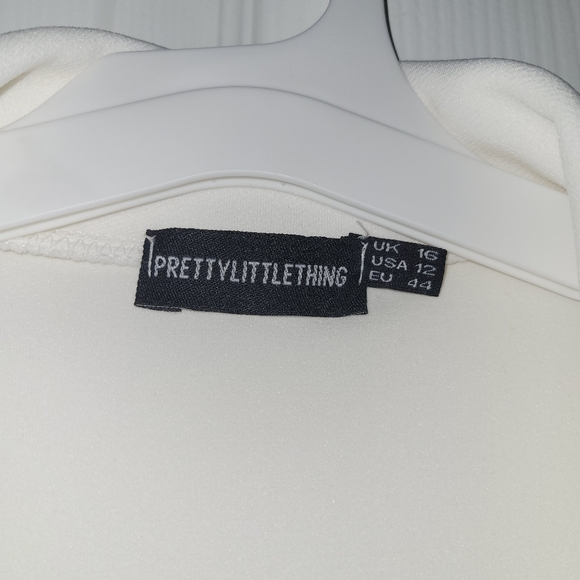 Pretty Little Thing Tall Cream Oversized Relaxed Blazer Size 12 - Picture 8 of 9